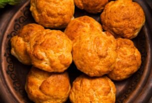 Bolinho de arroz assado