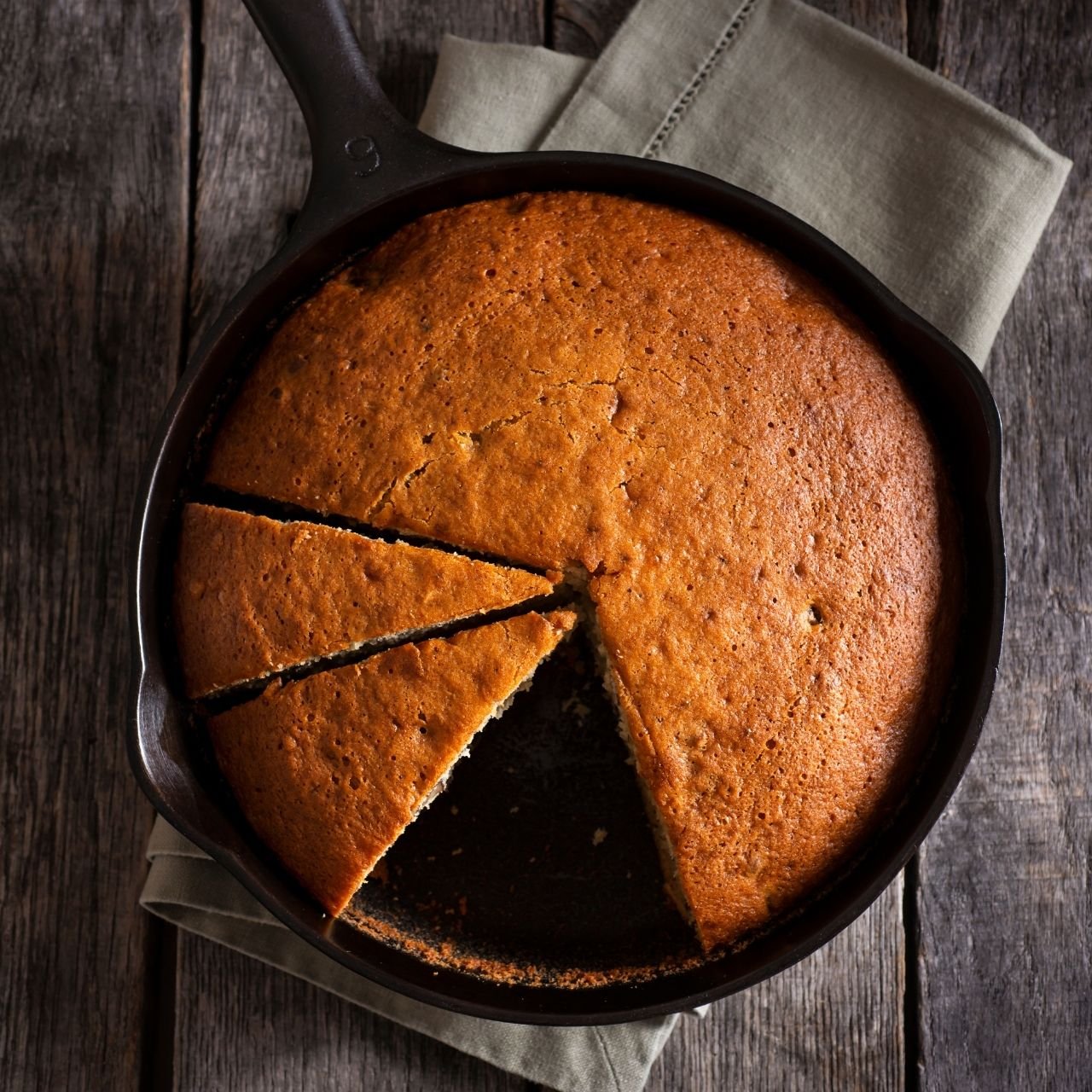 Bolo de banana na frigideira