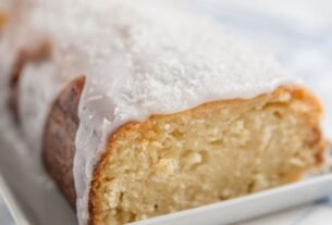 Bolo de coco no liquidificador