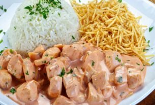 Estrogonofe de frango