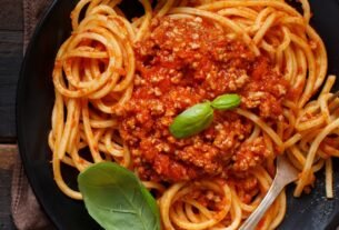 Macarrão à bolonhesa