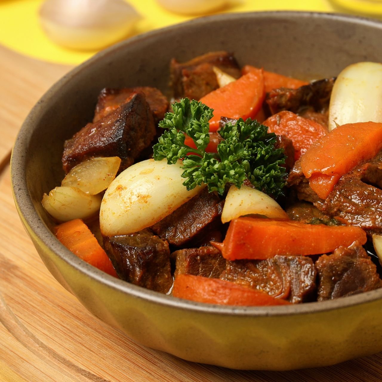 carne de panela com legumes